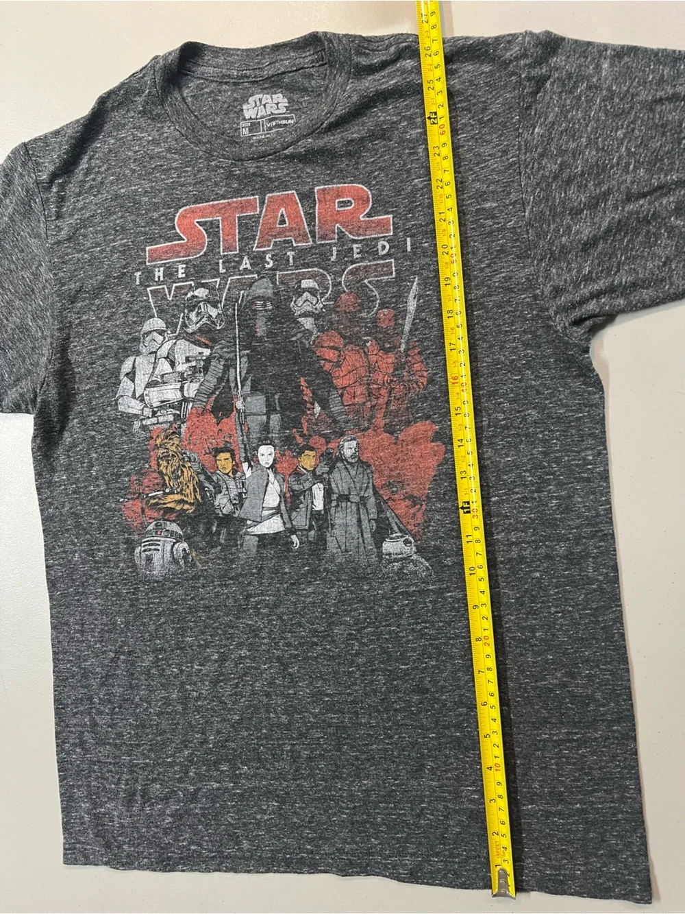 Star Wars The Last Jedi Graphic T-Shirt Men’s Medium Gray Heather Movie Tee